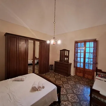 Cinque Terrazze - Casa D'epoca Con Vista Mare Nyaraló